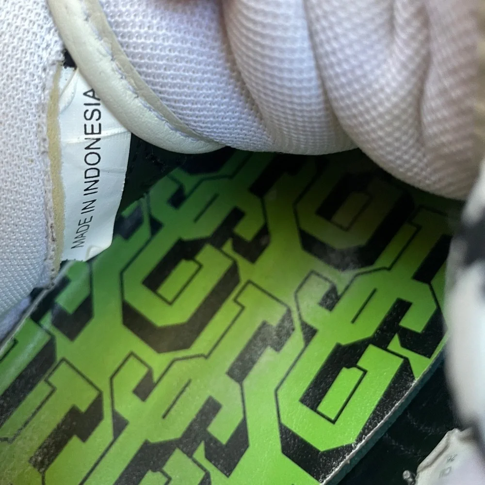 GF-01 by John Geiger 'White Pebbled Leather size 8 US - Picture 10 of 12